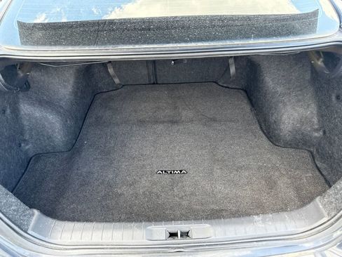 Used 2016 Nissan Altima 2.5 S w/ Power Driver Seat Package FWD image 11