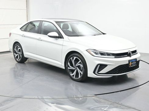 Certified 2026 Volkswagen Jetta SEL FWD image 23