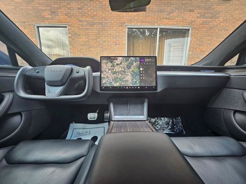 Used 2022 Tesla Model S AWD/4WD image 38