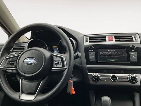 Used 2018 Subaru Outback 2.5i image 12