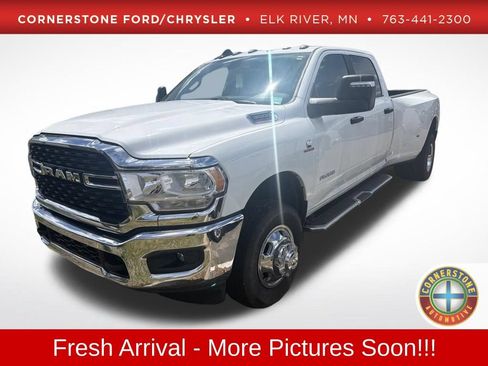 Used 2024 RAM 3500 Big Horn AWD/4WD image 1