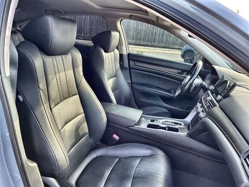Used 2021 Honda Accord Touring image 24