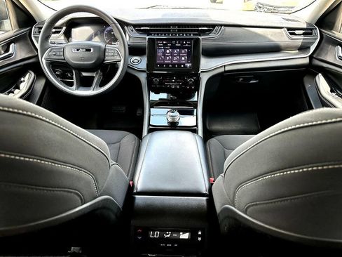 Used 2023 Jeep Grand Cherokee L Laredo w/ Luxury Tech Group I AWD/4WD image 30
