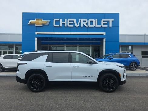 New 2026 Chevrolet Traverse RS AWD/4WD image 2