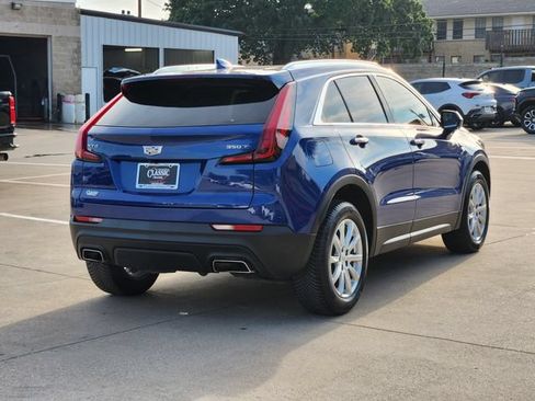 Used 2023 Cadillac XT4 Luxury w/ Cold Weather Package FWD image 14