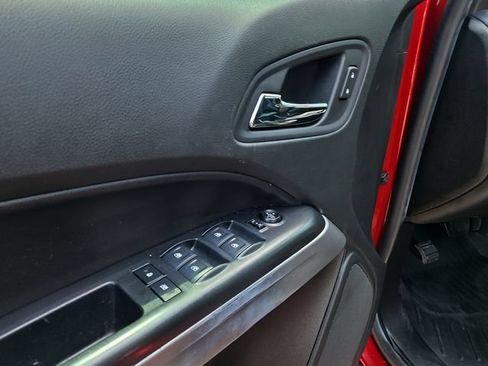 Used 2022 Chevrolet Colorado ZR2 AWD/4WD image 15