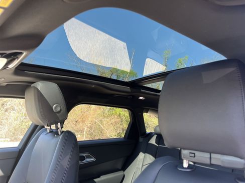 New 2026 Land Rover Range Rover Velar S image 12