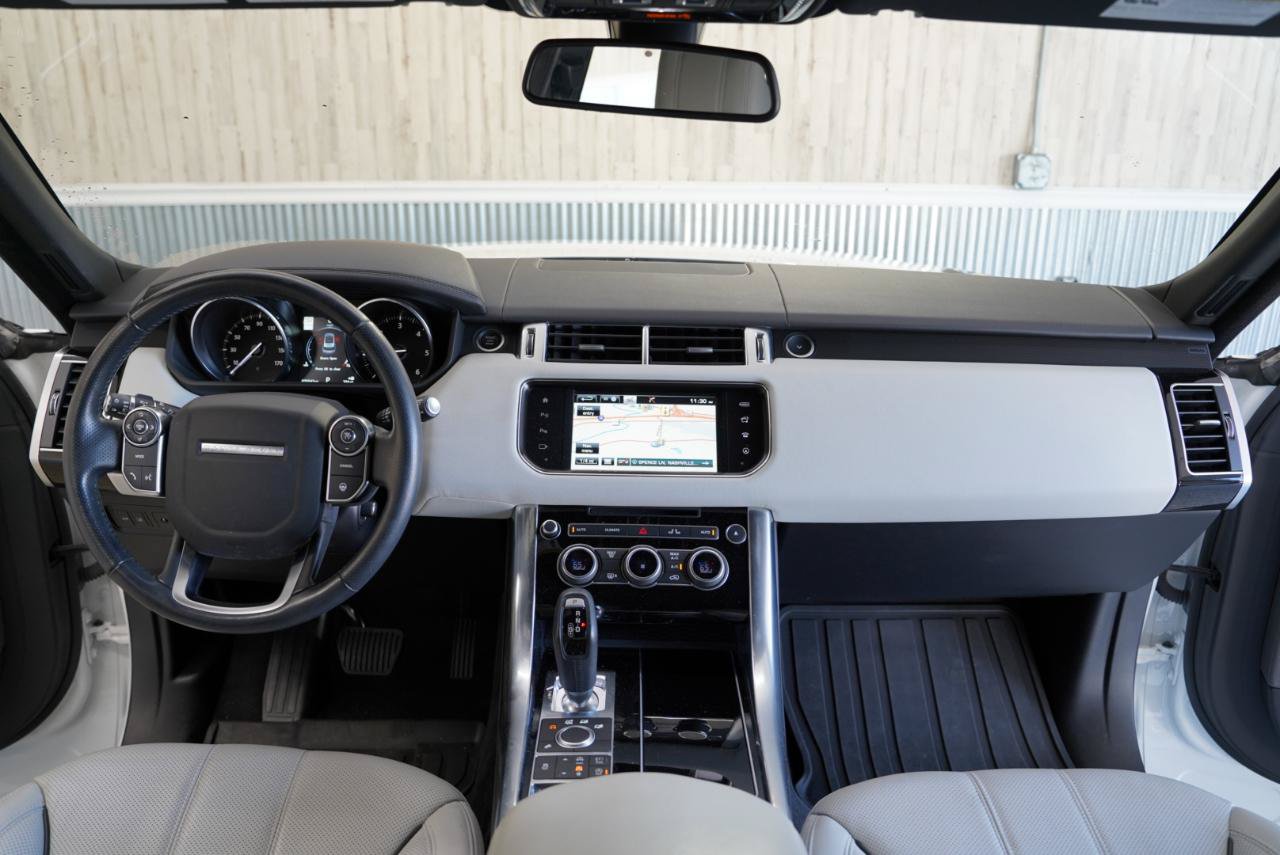 Used 2016 Land Rover Range Rover Sport HSE AWD/4WD image 17