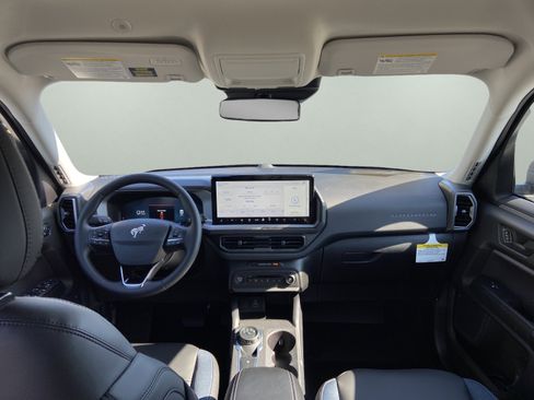 New 2025 Ford Bronco Sport Outer Banks image 9