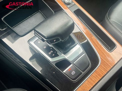 Used 2022 Audi Q5 2.0T Premium Plus image 22