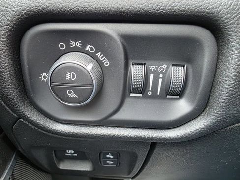 Used 2022 RAM 1500 Laramie image 11