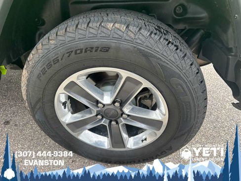 Used 2021 Jeep Wrangler Unlimited Sahara w/ Uconnect 4C Nav & Sound Group AWD/4WD image 19