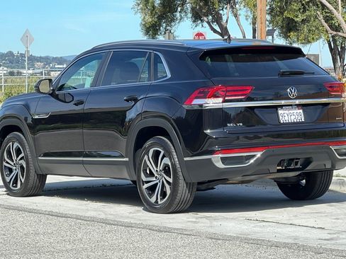 Used 2023 Volkswagen Atlas Cross Sport SEL image 6