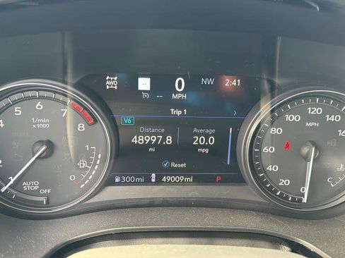 Used 2022 Cadillac XT6 Premium Luxury w/ Technology Package image 23