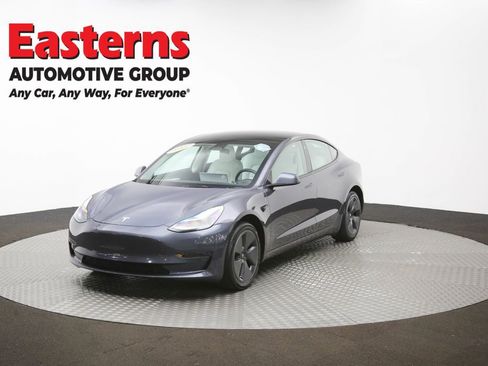 Used 2023 Tesla Model 3 Standard Range image 53