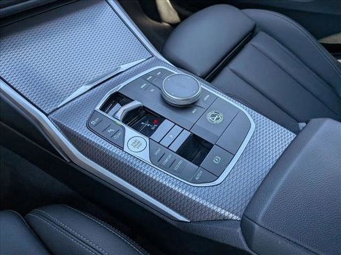 Used 2025 BMW 430i xDrive w/ Premium Package image 16