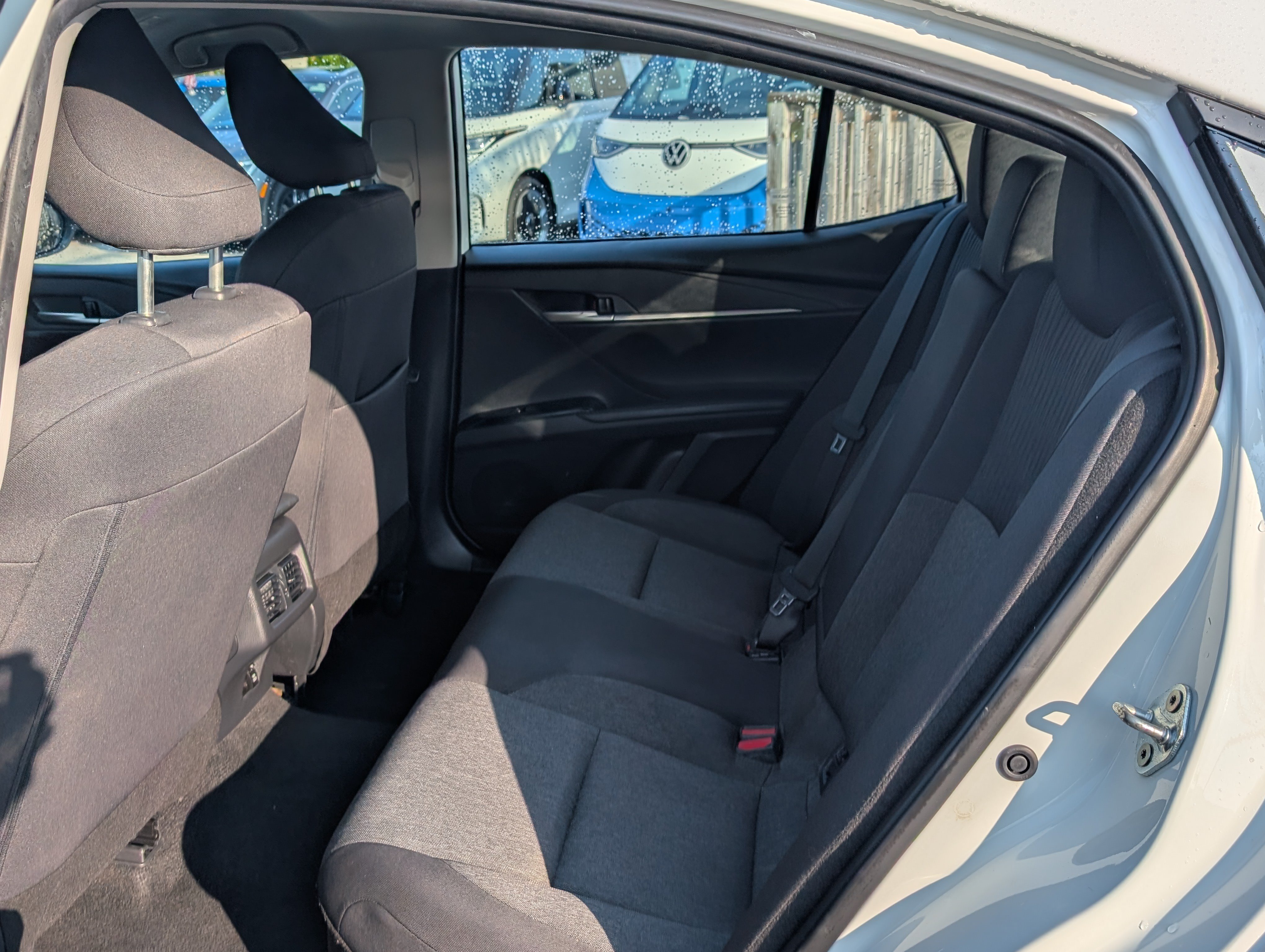 Used 2025 Toyota Camry LE FWD image 14