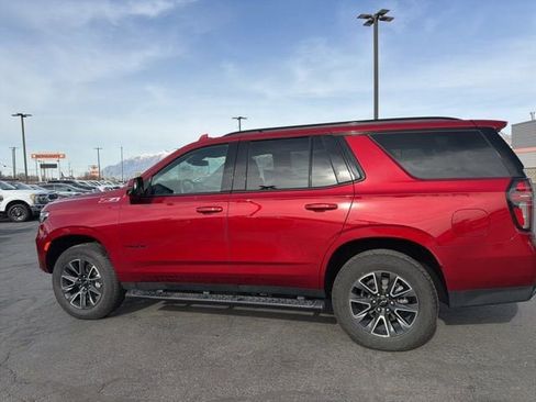 Used 2023 Chevrolet Tahoe Z71 w/ Luxury Package image 10