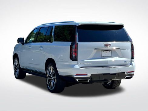 New 2026 Cadillac Escalade ESV Platinum Luxury AWD/4WD image 15