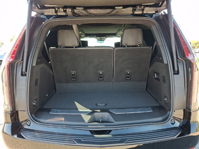 Used 2024 Cadillac Escalade Sport Platinum AWD/4WD image 30
