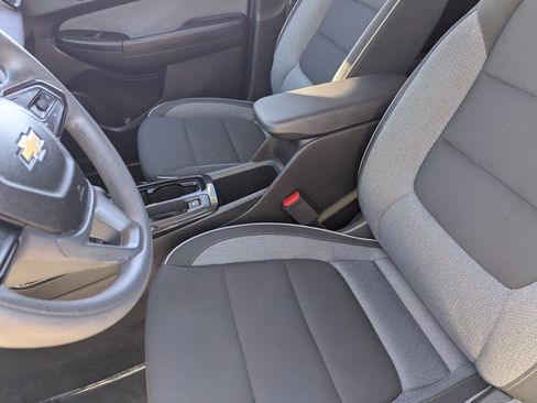 Used 2025 Chevrolet TrailBlazer LT image 18