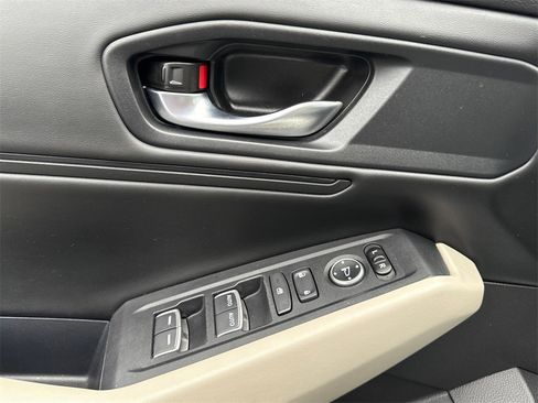 Certified 2023 Honda Accord EX image 18