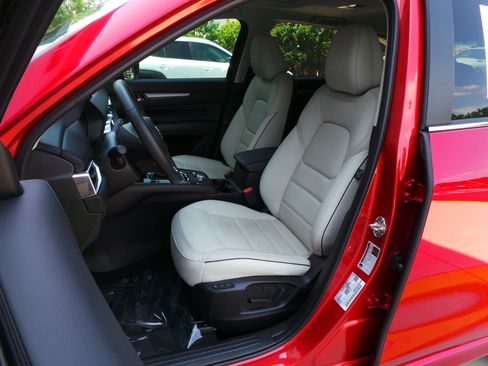 Certified 2025 MAZDA CX-5 AWD 2.5 S w/ Preferred Package image 8