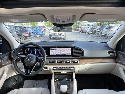 Certified 2025 Mercedes-Benz GLE 350 4MATIC image 22