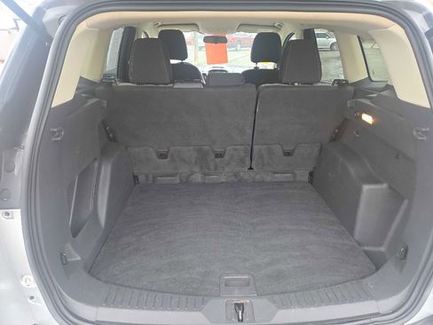 Used 2015 Ford Escape SE w/ Equipment Group 201A image 16