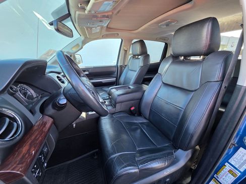 Used 2016 Toyota Tundra Limited w/ Limited Premium Package image 10