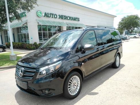 Used 2023 Mercedes-Benz Metris Passenger image 1