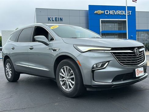 Used 2023 Buick Enclave Essence AWD/4WD image 1