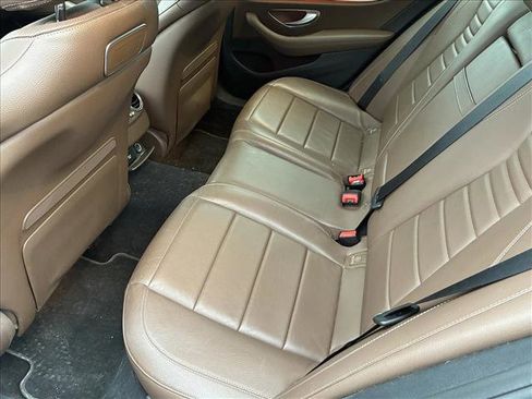 Certified 2018 Mercedes-Benz E 300 4MATIC image 14