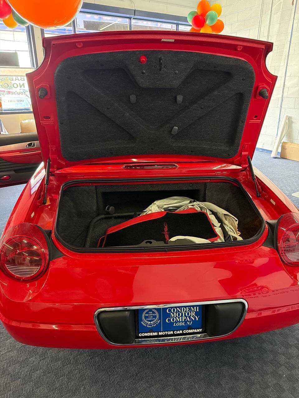 Used 2002 Ford Thunderbird RWD image 14