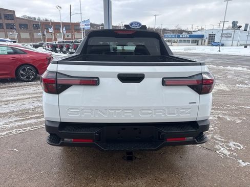 Used 2022 Hyundai Santa Cruz SE image 6