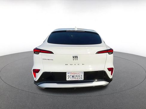 Used 2025 Buick Envista Sport Touring image 12