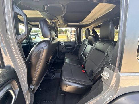 Used 2020 Jeep Wrangler Unlimited Sport AWD/4WD image 18