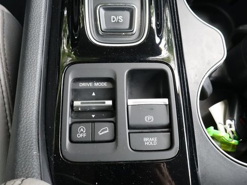 Used 2025 Honda Pilot EX-L image 21