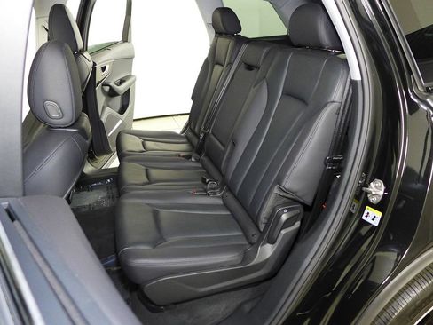 Used 2023 Audi Q7 3.0T Premium Plus w/ Premium Plus Package image 21