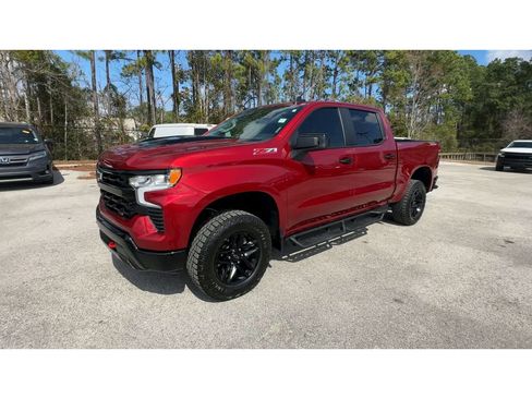 Certified 2025 Chevrolet Silverado 1500 LT Trail Boss w/ Convenience Package II image 4