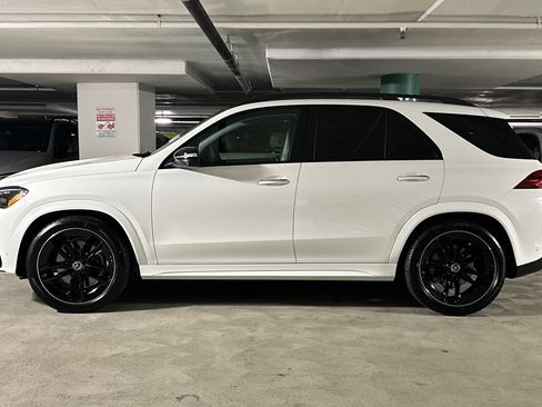 New 2026 Mercedes-Benz GLE 580 4MATIC image 2