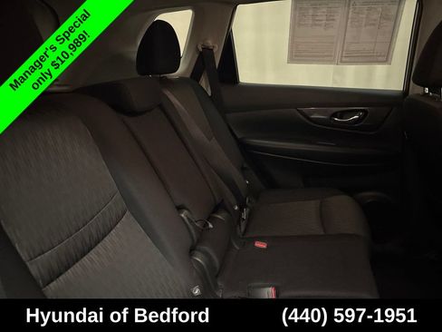 Used 2019 Nissan Rogue SV AWD/4WD image 21