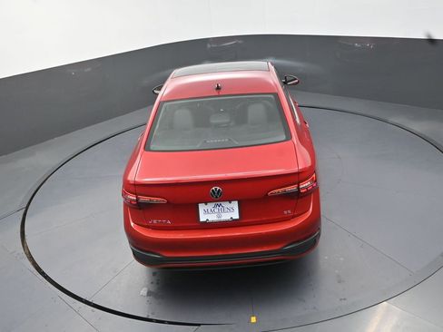 Used 2023 Volkswagen Jetta SE w/ Panoramic Sunroof Package FWD image 20