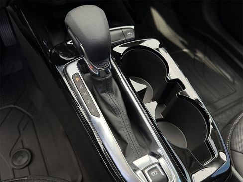 New 2026 Chevrolet Trax ACTIV w/ Sunroof Package image 18