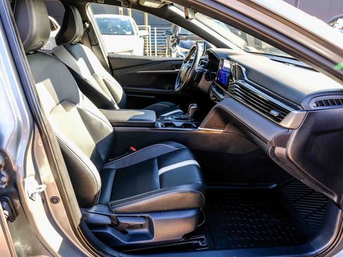Certified 2025 Toyota Camry SE w/ Convenience Package FWD image 18