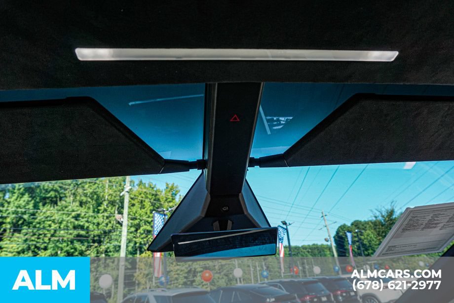 Used 2024 Tesla Cybertruck AWD Crew Cab image 34