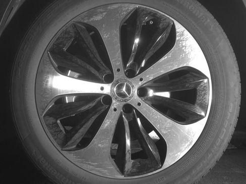 Used 2025 Mercedes-Benz GLA 250 image 12