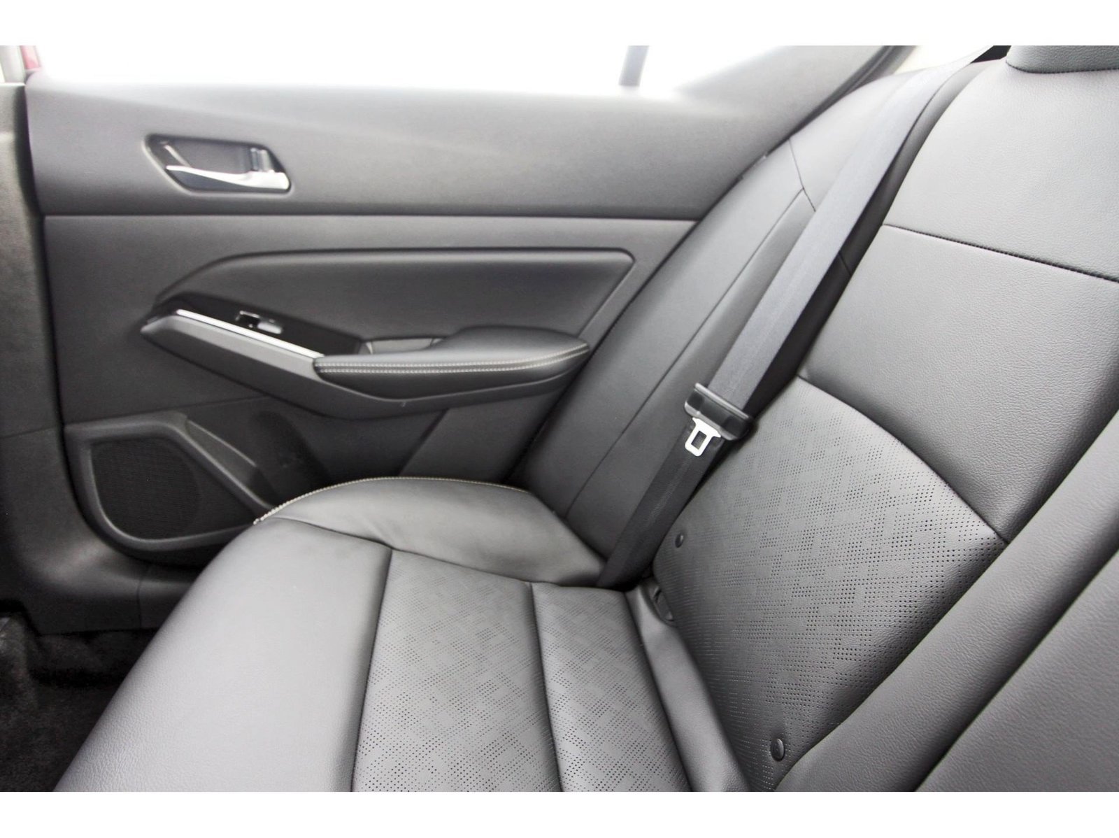Certified 2025 Nissan Altima 2.5 SL FWD image 15