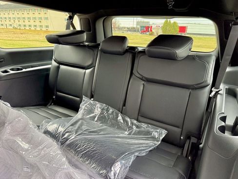 New 2026 Ford Expedition Max Platinum w/ Stealth Appearance Package AWD/4WD image 12