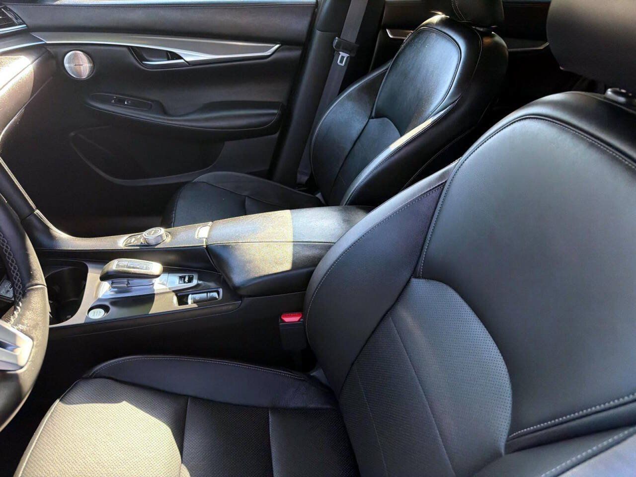 Used 2023 INFINITI QX50 Luxe AWD/4WD image 12